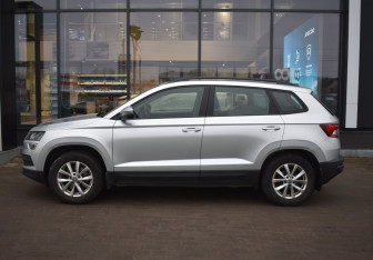 Подержанный автомобиль Skoda Karoq 2020 года (8 фото)