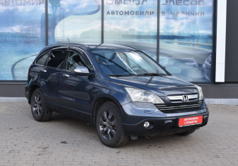 Подержанный автомобиль Honda CR-V 2007 года (3 фото)