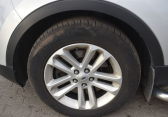 Подержанный автомобиль Ford Explorer 2013 года (9 фото)