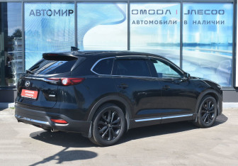 Подержанный автомобиль Mazda CX-9 2017 года (5 фото)