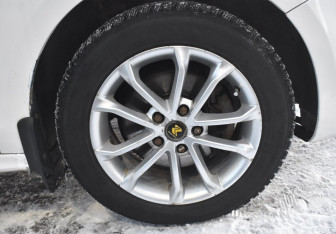 Подержанный автомобиль Volkswagen Jetta Sedan 2013 года (9 фото)