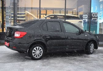 Подержанный автомобиль Renault Logan Sedan 2018 года (5 фото)