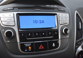 Подержанный автомобиль Hyundai ix35 2011 года (16 фото)