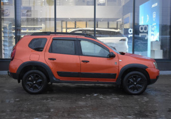 Подержанный автомобиль Renault Duster 2018 года (4 фото)