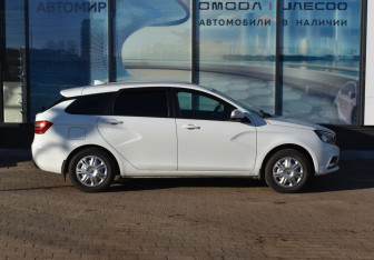 Подержанный автомобиль LADA (ВАЗ) Vesta Wagon 2019 года (4 фото)