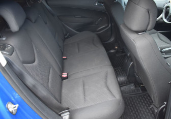 Подержанный автомобиль Peugeot 308 Hatchback 2008 года (11 фото)