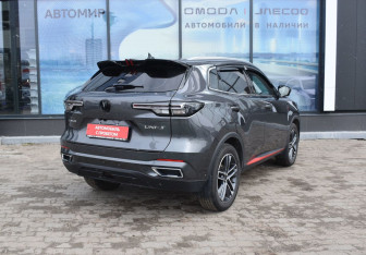 Подержанный автомобиль Changan UNI-S 2024 года (5 фото)