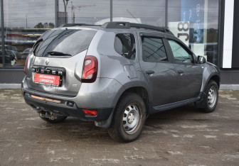 Подержанный автомобиль Renault Duster 2019 года (5 фото)