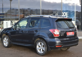 Подержанный автомобиль Subaru Forester Suv 2014 года (7 фото)