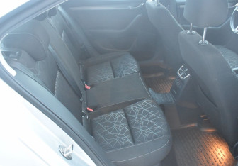 Подержанный автомобиль Skoda Octavia Liftback 2019 года (11 фото)