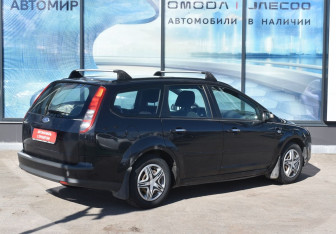Подержанный автомобиль Ford Focus Wagon 2007 года (5 фото)