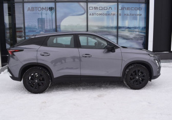 Подержанный автомобиль Omoda C5 2024 года (4 фото)