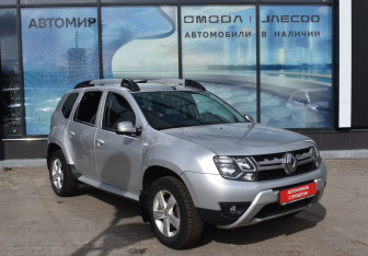 Подержанный автомобиль Renault Duster 2018 года (3 фото)