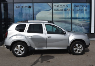 Подержанный автомобиль Renault Duster 2018 года (4 фото)