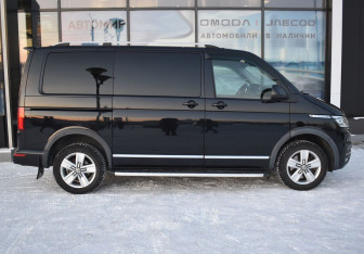 Подержанный автомобиль Volkswagen Multivan 2020 года (4 фото)