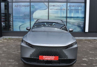 Подержанный автомобиль Omoda C7 2025 года (2 фото)