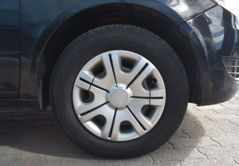 Подержанный автомобиль Skoda Fabia Wagon 2010 года (9 фото)