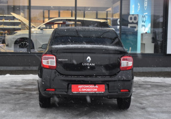 Подержанный автомобиль Renault Logan Sedan 2018 года (6 фото)