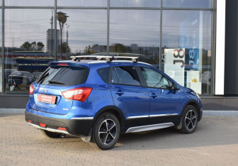 Подержанный автомобиль Suzuki SX4 Hatchback 2014 года (5 фото)