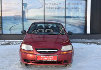 Подержанный автомобиль Chevrolet Aveo Sedan 2004 года (2 фото)