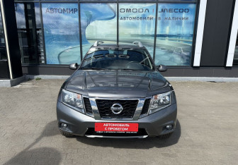 Подержанный автомобиль Nissan Terrano 2018 года (2 фото)