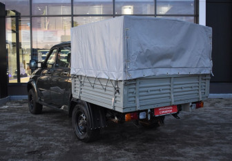 Подержанный автомобиль УАЗ Pickup 2014 года (7 фото)