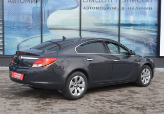 Подержанный автомобиль Opel Insignia Sedan 2013 года (5 фото)