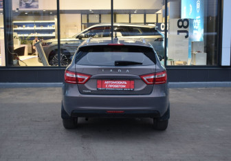 Подержанный автомобиль LADA (ВАЗ) Vesta Wagon 2018 года (6 фото)