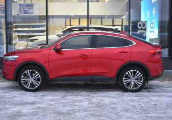 Подержанный автомобиль Haval F7x 2022 года (8 фото)