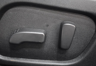 Подержанный автомобиль Subaru XV 2016 года (14 фото)