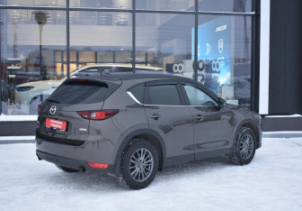 Подержанный автомобиль Mazda CX-5 2018 года (5 фото)