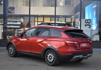 Подержанный автомобиль LADA (ВАЗ) Vesta Wagon 2019 года (7 фото)