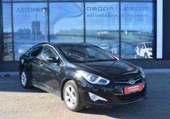 Подержанный автомобиль Hyundai i40 Sedan 2013 года (3 фото)