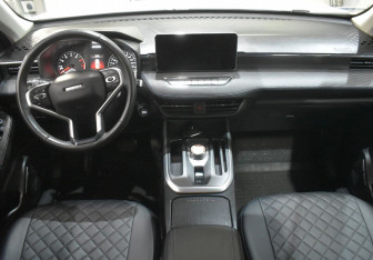 Подержанный автомобиль Haval Jolion 2023 года (12 фото)