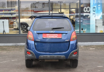 Подержанный автомобиль Chery IndiS (S18D) 2011 года (6 фото)