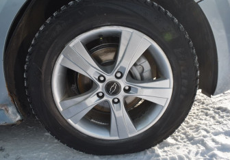 Подержанный автомобиль Chevrolet Cruze Sedan 2009 года (9 фото)