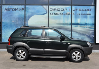 Подержанный автомобиль Hyundai Tucson 2007 года (4 фото)