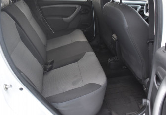 Подержанный автомобиль Renault Duster 2018 года (11 фото)