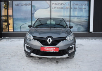 Подержанный автомобиль Renault Kaptur 2018 года (2 фото)