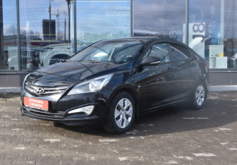 Подержанный автомобиль Hyundai Solaris Sedan 2015 года (1 фото)