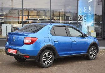 Подержанный автомобиль Renault Logan Sedan 2019 года (5 фото)