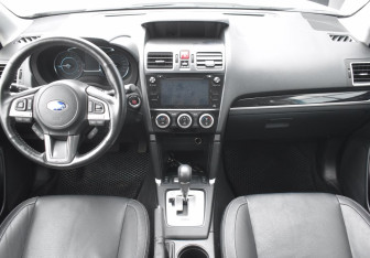 Подержанный автомобиль Subaru Forester Suv 2018 года (13 фото)