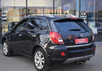 Подержанный автомобиль Opel Antara 2013 года (7 фото)