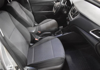 Подержанный автомобиль Hyundai Solaris Sedan 2018 года (10 фото)