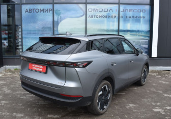 Подержанный автомобиль Omoda C7 2025 года (5 фото)