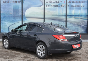 Подержанный автомобиль Opel Insignia Sedan 2013 года (7 фото)