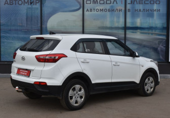 Подержанный автомобиль Hyundai Creta 2017 года (5 фото)