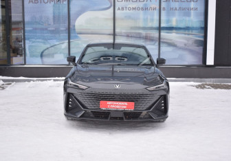 Подержанный автомобиль Changan UNI-V 2024 года (2 фото)