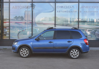 Подержанный автомобиль LADA (ВАЗ) Kalina Wagon 2017 года (8 фото)
