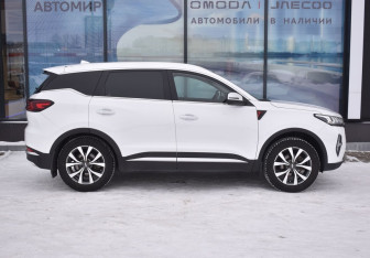Подержанный автомобиль Chery Tiggo 7 Pro Max 2023 года (4 фото)